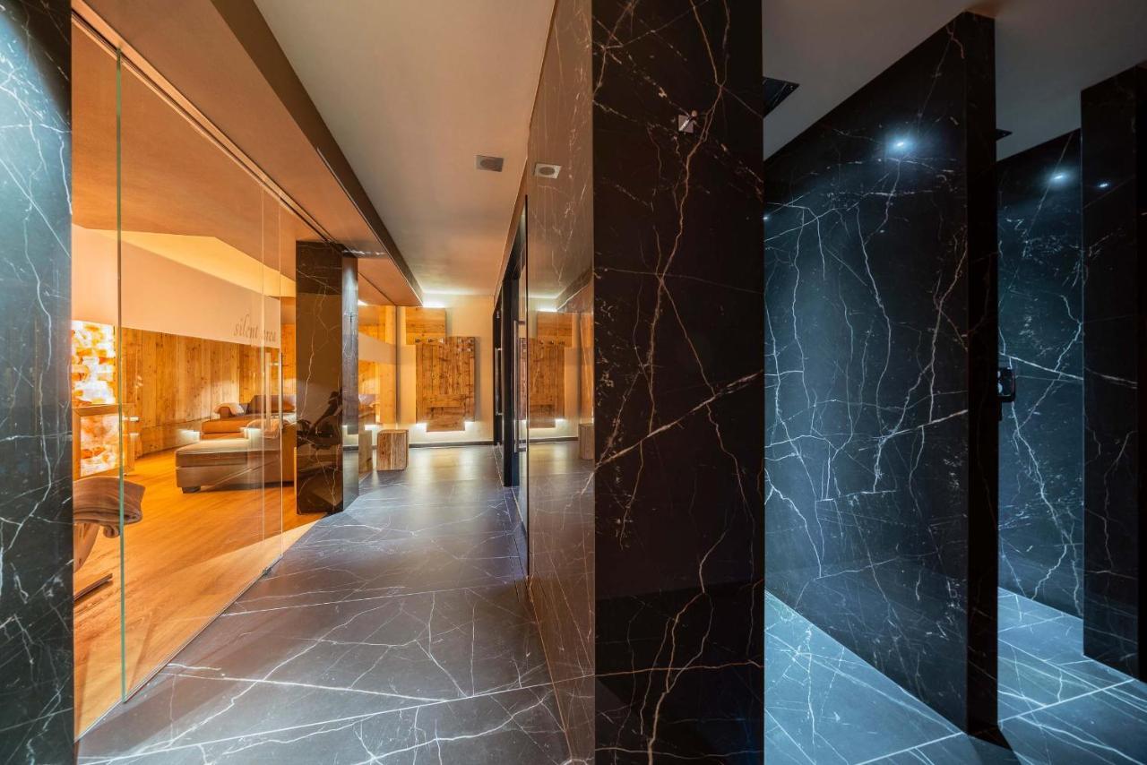 Hotel Cristallino d'Ampezzo Cortina dʼAmpezzo Esterno foto
