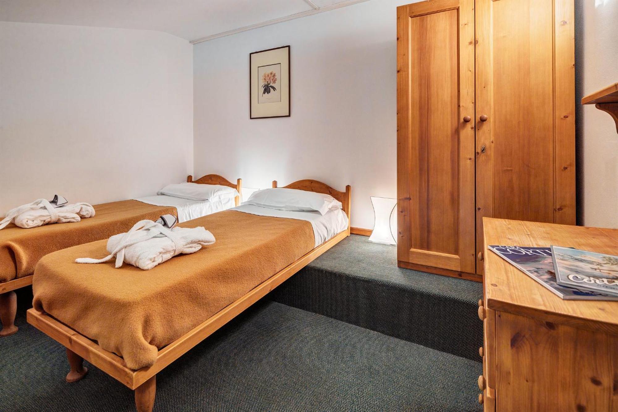 Hotel Cristallino d'Ampezzo Cortina dʼAmpezzo Camera foto
