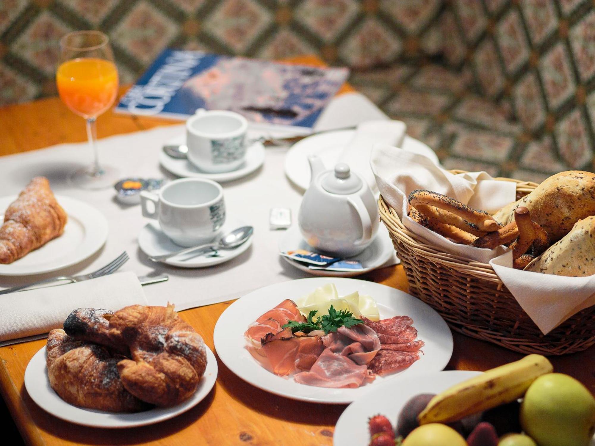 Hotel Cristallino d'Ampezzo Cortina dʼAmpezzo Esterno foto