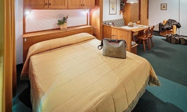 Hotel Cristallino d'Ampezzo Cortina dʼAmpezzo Esterno foto