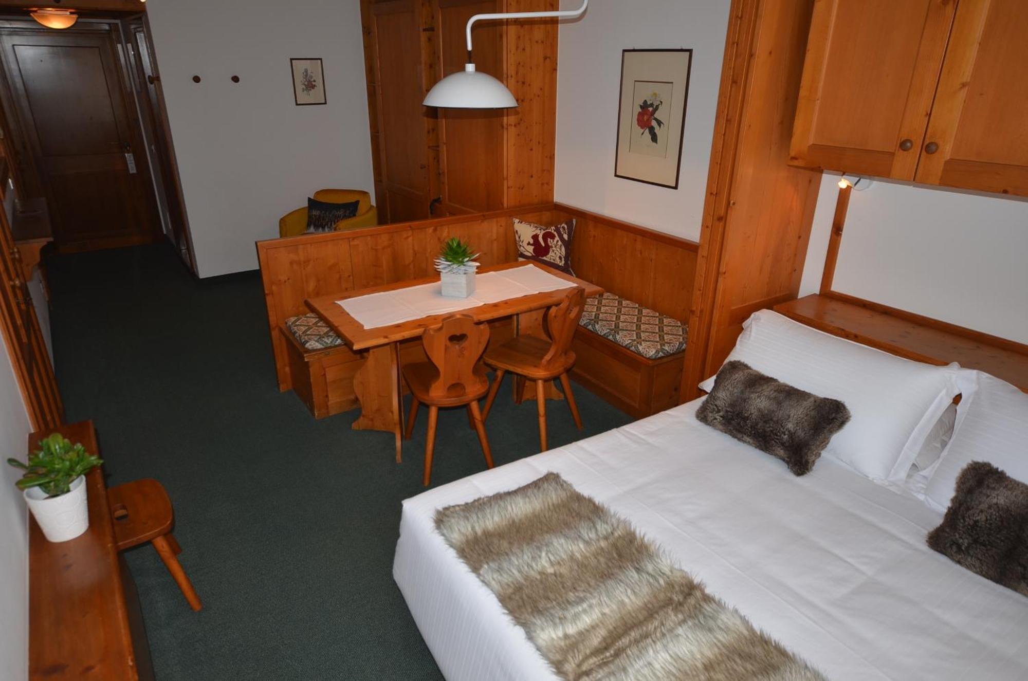 Hotel Cristallino d'Ampezzo Cortina dʼAmpezzo Esterno foto