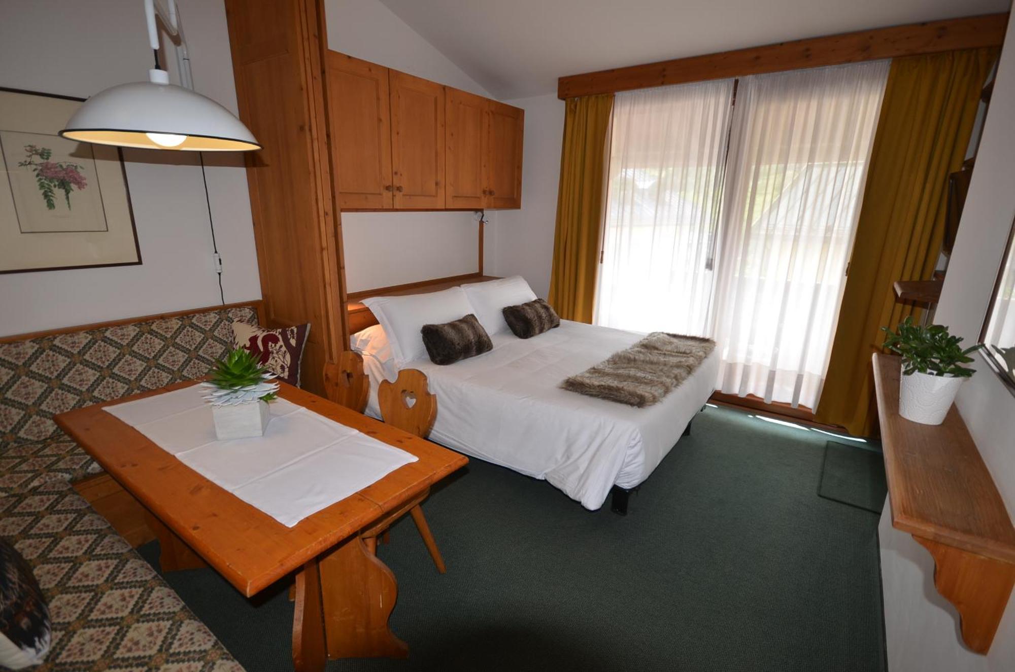 Hotel Cristallino d'Ampezzo Cortina dʼAmpezzo Esterno foto